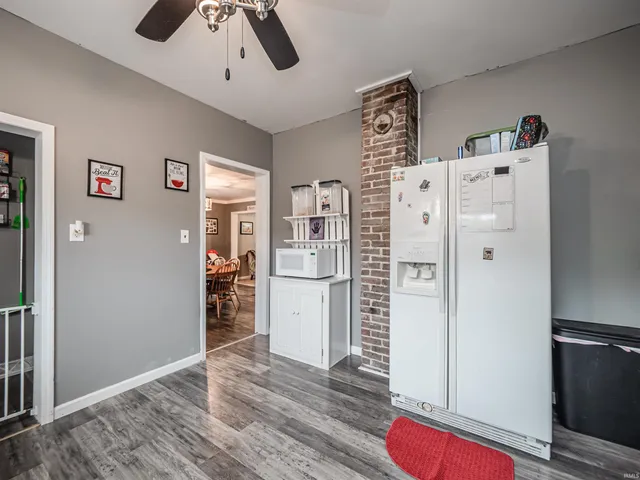 $130,000 | 905 East Jasper Road, Winslow, IN 47598