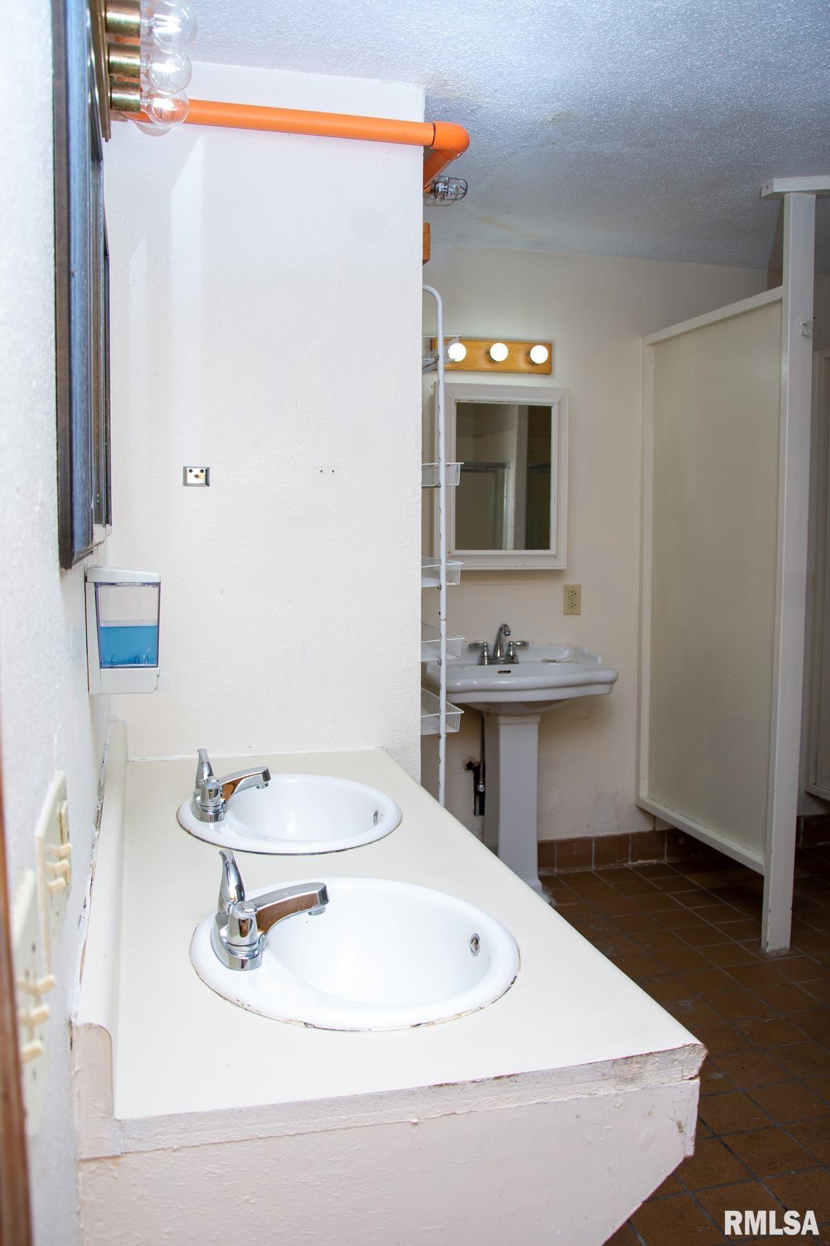 720 Wigwam Hollow Road, Unit 1 Macomb, IL 61455 - Photo 20 of 27