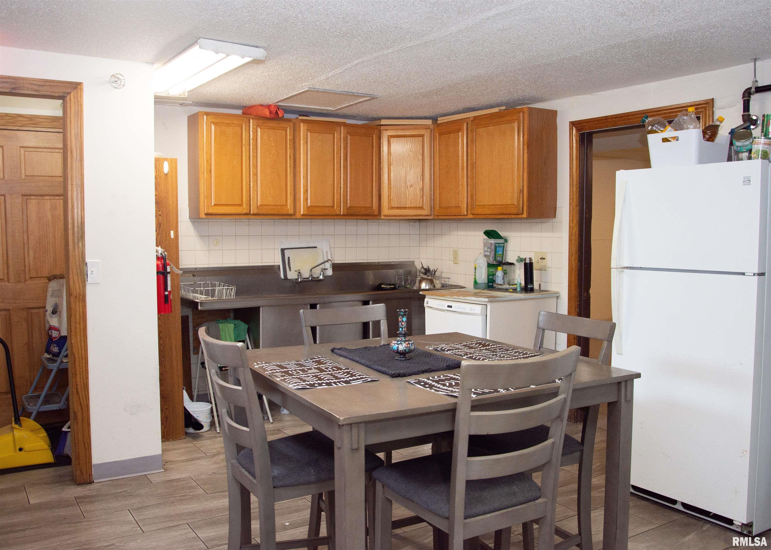 720 Wigwam Hollow Road, Unit 1 Macomb, IL 61455 - Photo 9 of 27