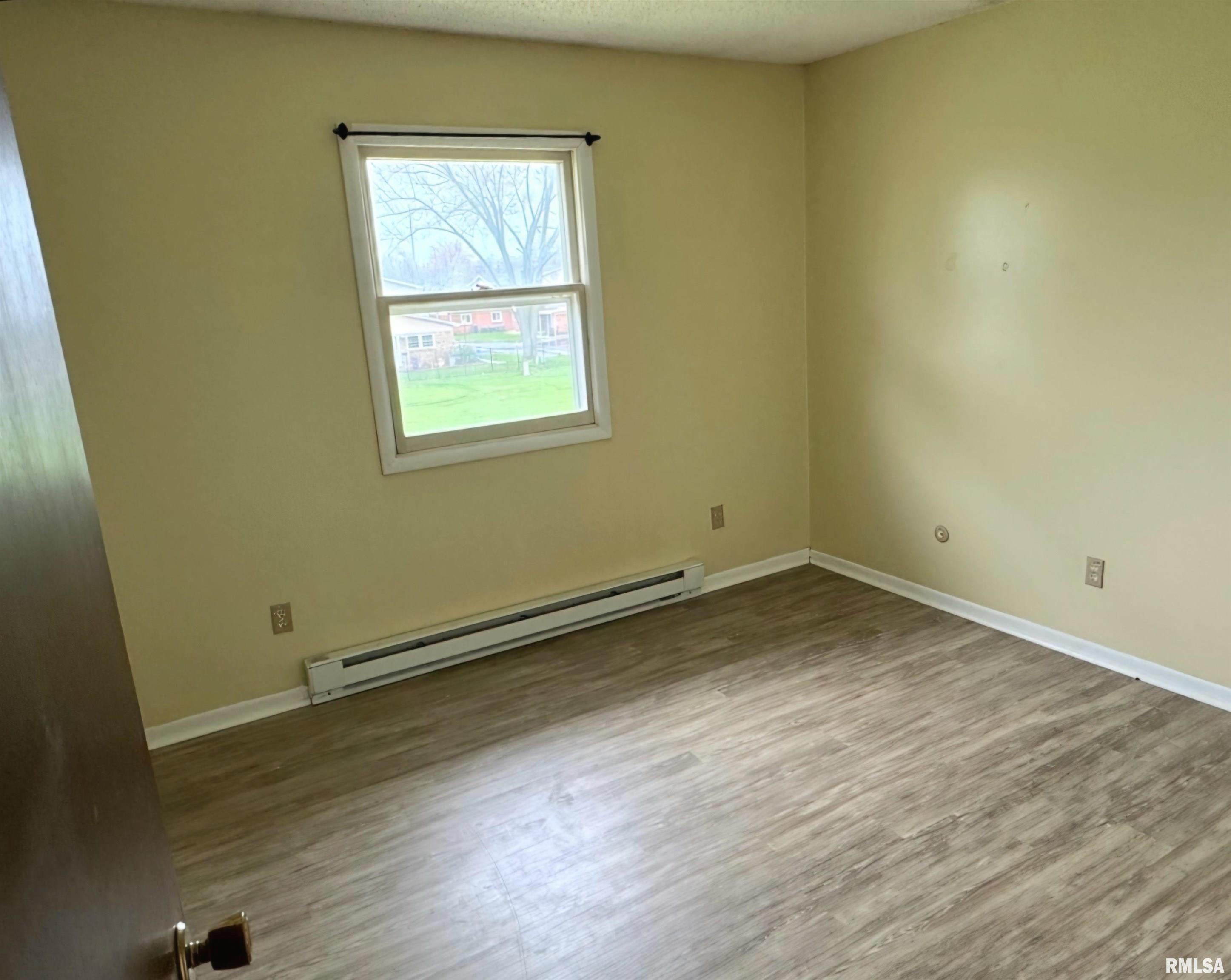 243 South Durkin Drive, Unit 24 Springfield, IL 62704 - Photo 4 of 8