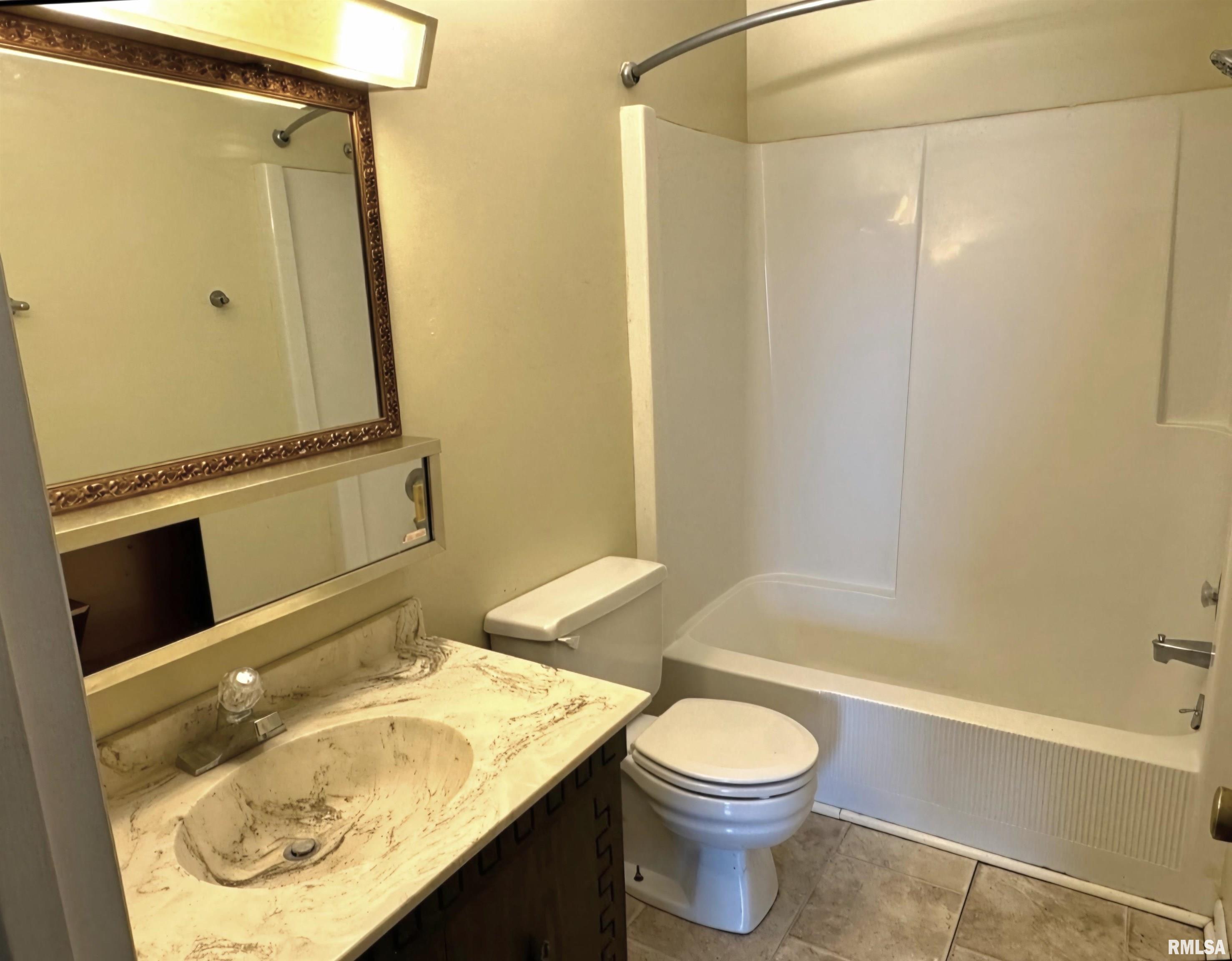 243 South Durkin Drive, Unit 24 Springfield, IL 62704 - Photo 8 of 8