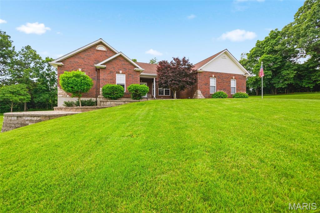 20 Valley Ridge Court Hawk Point, MO 63349 - Photo 2 of 55