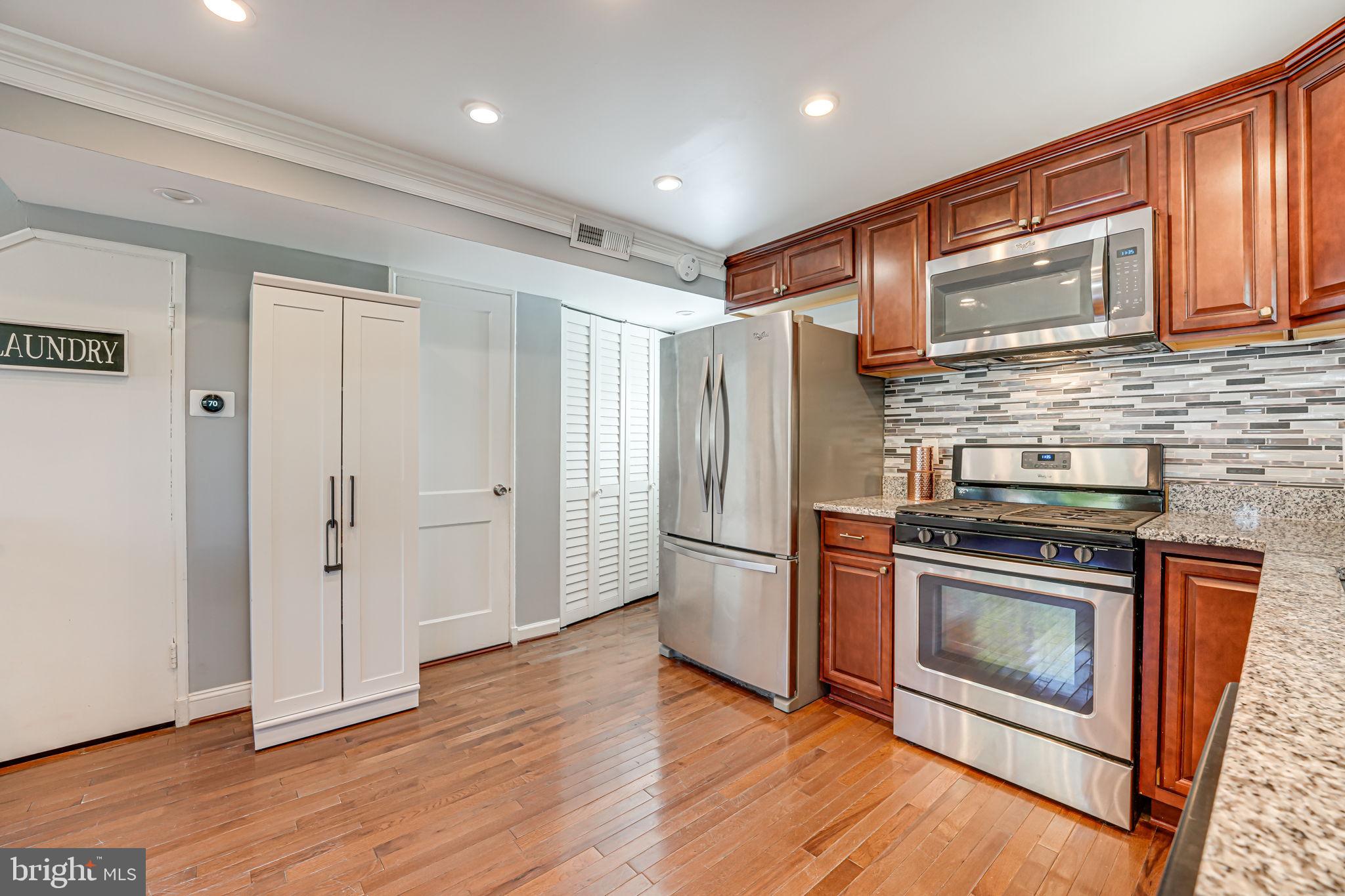 5502 7th Road South Arlington, VA 22204 - Photo 11 of 26 Kitchen