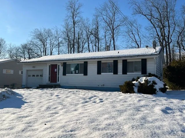 $140,000 | 429 Brody Drive, Utica, NY 13502