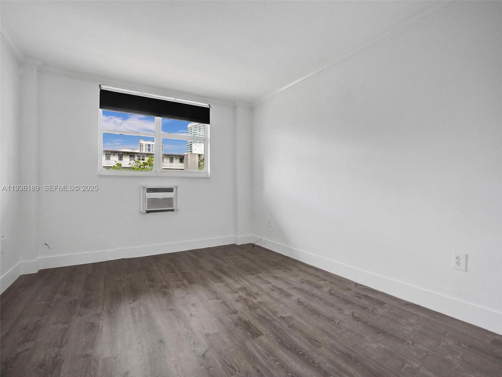 1300 Lincoln Road, Unit D404 Miami Beach, FL 33139 - Photo 4 of 9