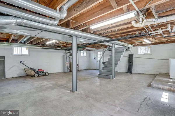 $4,100 | 859 North Abingdon Street, Arlington, VA 22203