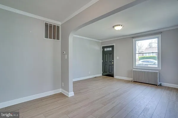 $4,100 | 859 North Abingdon Street, Arlington, VA 22203