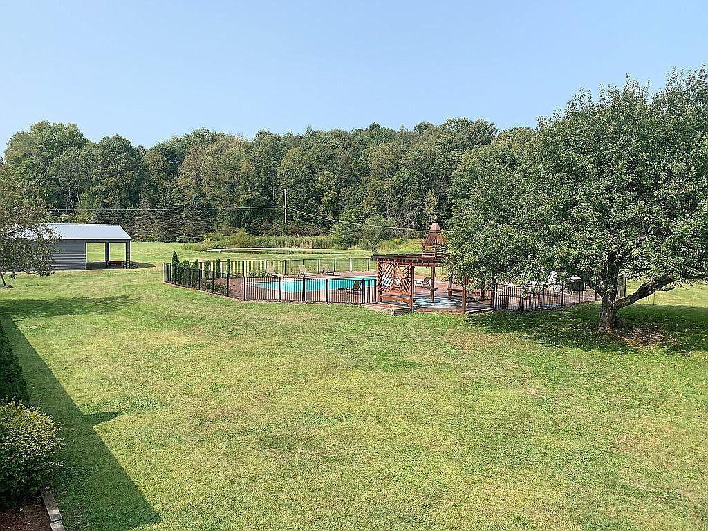 125 Griffith Road Tyler Hill, PA 18469 - Photo 40 of 45 Pool Complex