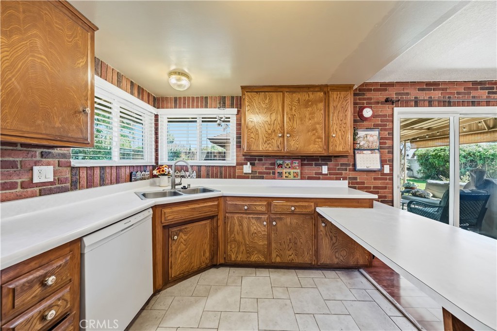 8630 Holly Street Rancho Cucamonga, CA 91701 - Photo 26 of 50