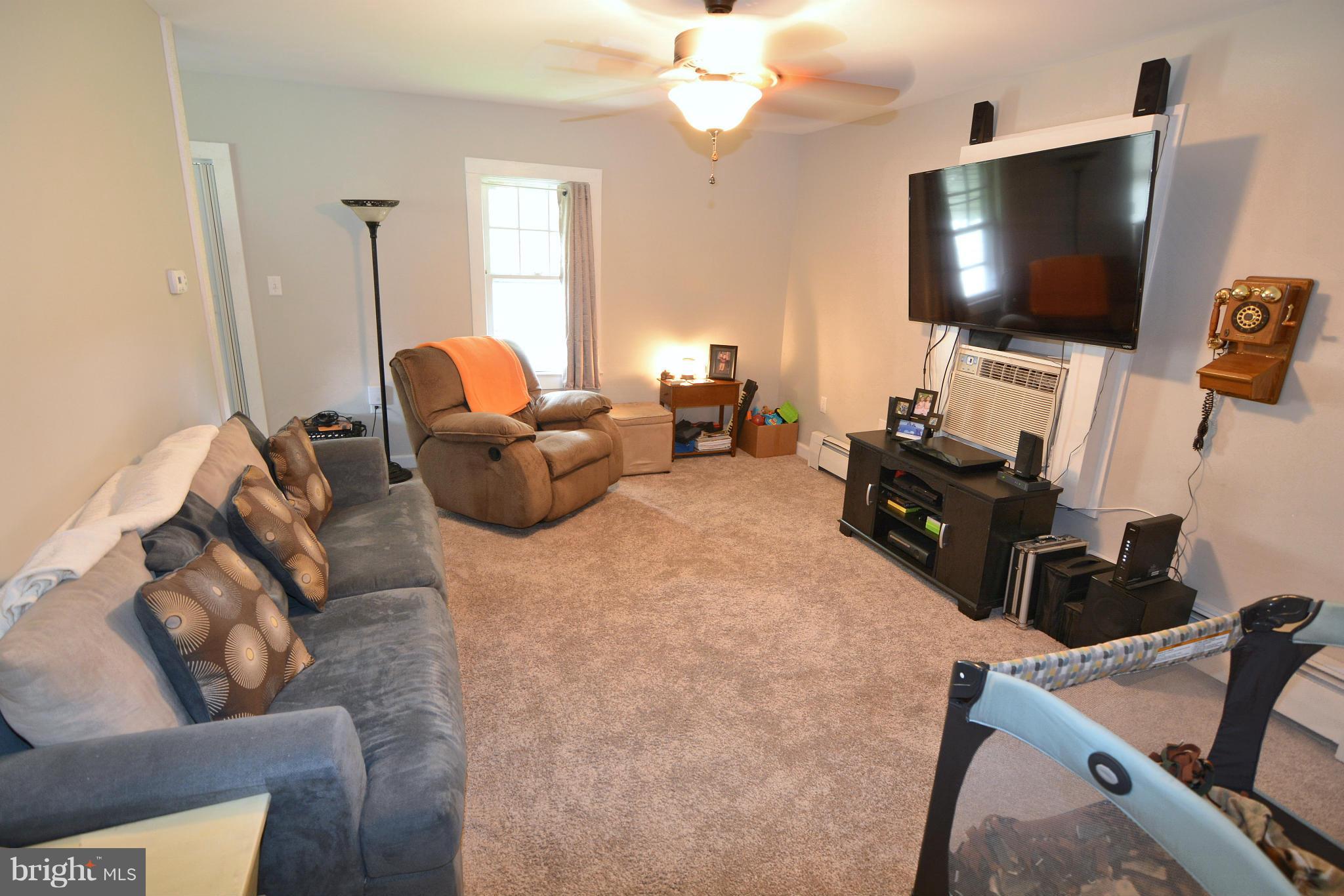 5268 Preston Road Federalsburg, MD 21632 - Photo 9 of 30 Living Room