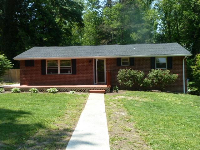 310 Oak Road Powell, TN 37849 - Photo 1 of 20 P1390195