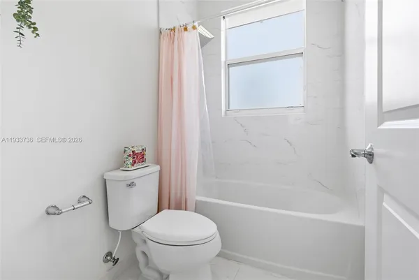 $5,600 | 15293 Southwest 176th Terrace, Unit 15293, Miami, FL 33187