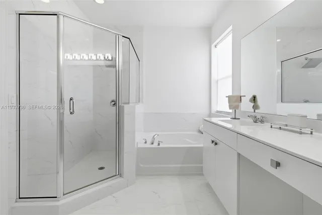 $5,600 | 15293 Southwest 176th Terrace, Unit 15293, Miami, FL 33187