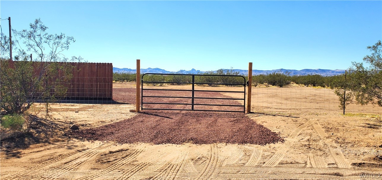 3619 North Santa Maria Road Golden Valley, AZ 86413 - Photo 1 of 36 Gallery Image 1