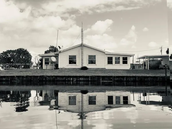 $1,649,900 | 14725 Northwest 1st Street, Okeechobee, FL 34972