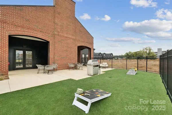 $2,731 | 4418 Oat Grass Circle, Unit GINGHAM, Charlotte, NC 28213