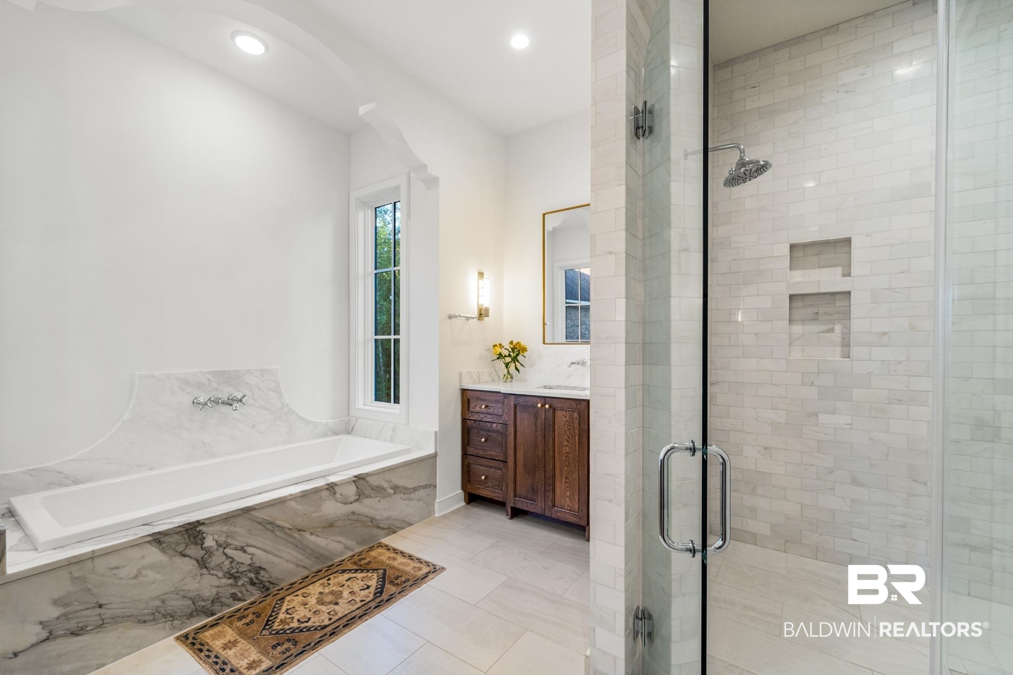 3901 Bella Lane Foley, AL 36535 - Photo 17 of 46 Primary Bathroom