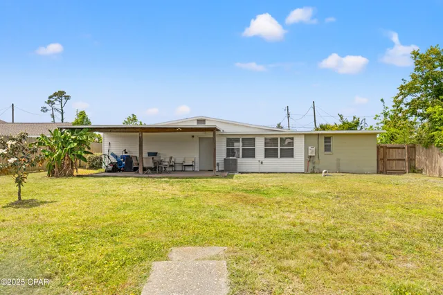 $2,100 | 1914 Clay Avenue, Panama City, FL 32405