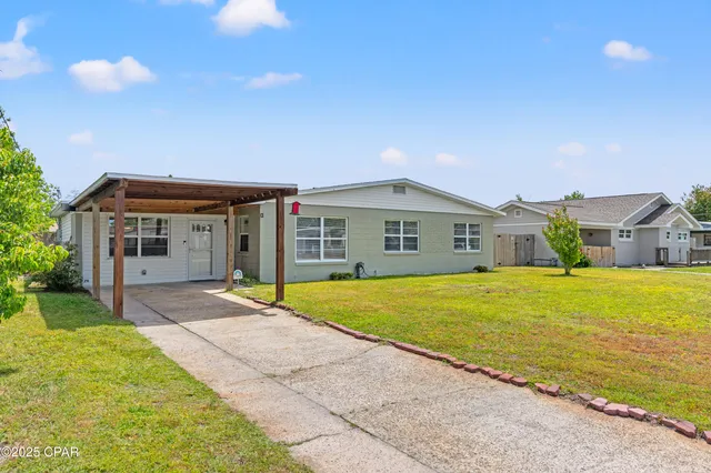 $2,100 | 1914 Clay Avenue, Panama City, FL 32405