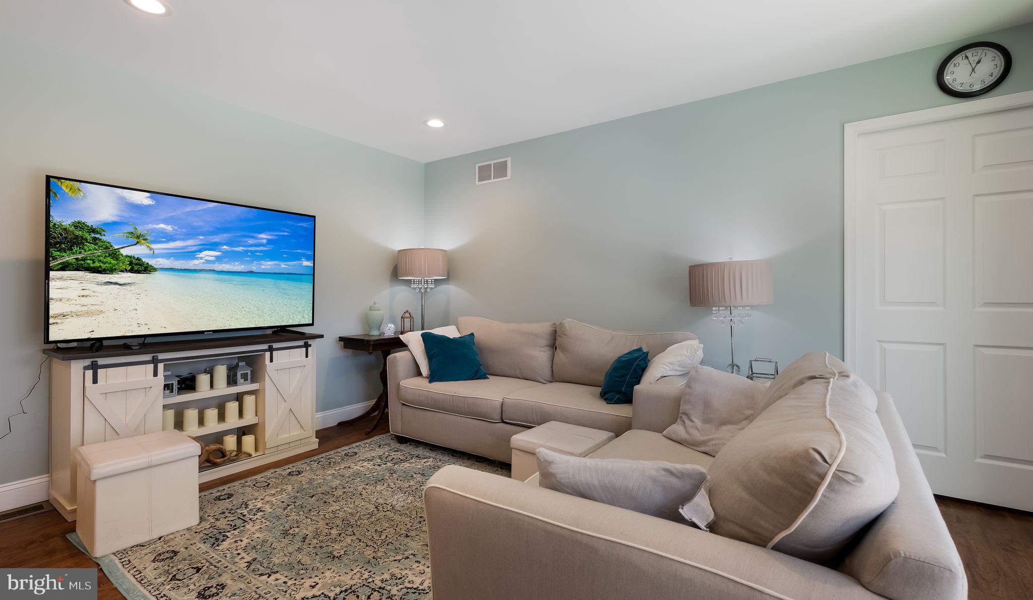 207 Worrell Drive Springfield, PA 19064 - Photo 19 of 34