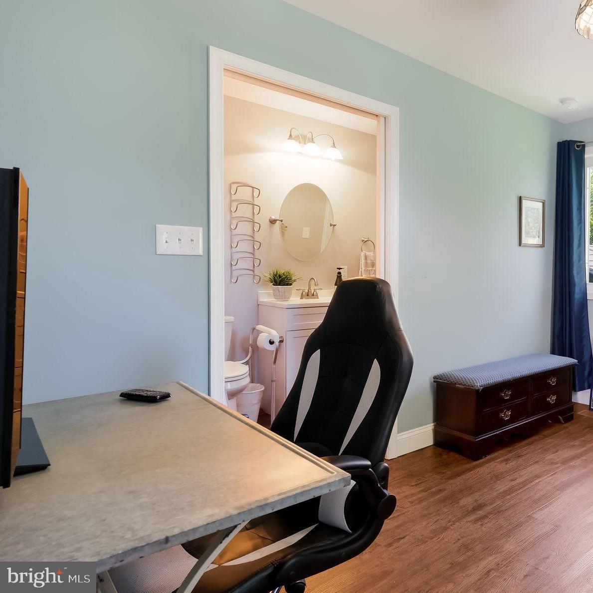 207 Worrell Drive Springfield, PA 19064 - Photo 20 of 34