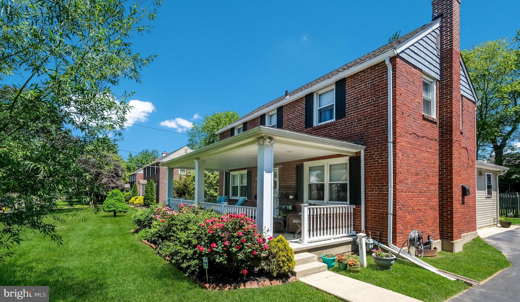 207 Worrell Drive Springfield, PA 19064 - Photo 5 of 34