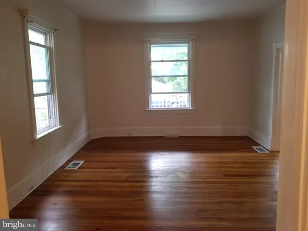 $1,450 | 653 Faulkner Avenue, Martinsburg, WV 25401