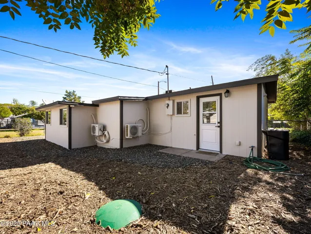 a view of a outdoor space