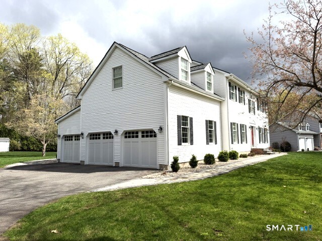 6 Sycamore Hills Road Avon, CT 06001 - Photo 2 of 9