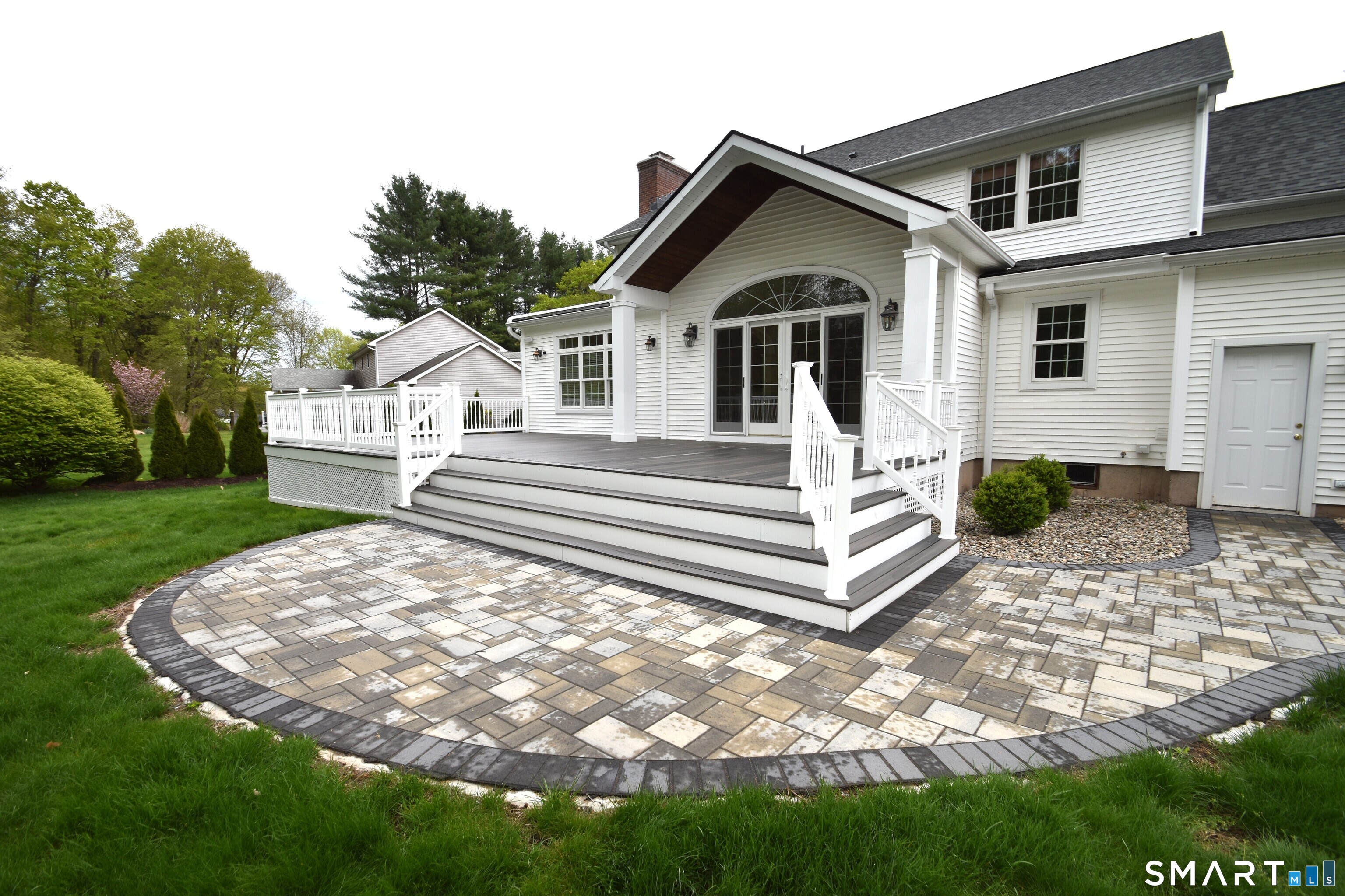 6 Sycamore Hills Road Avon, CT 06001 - Photo 5 of 9