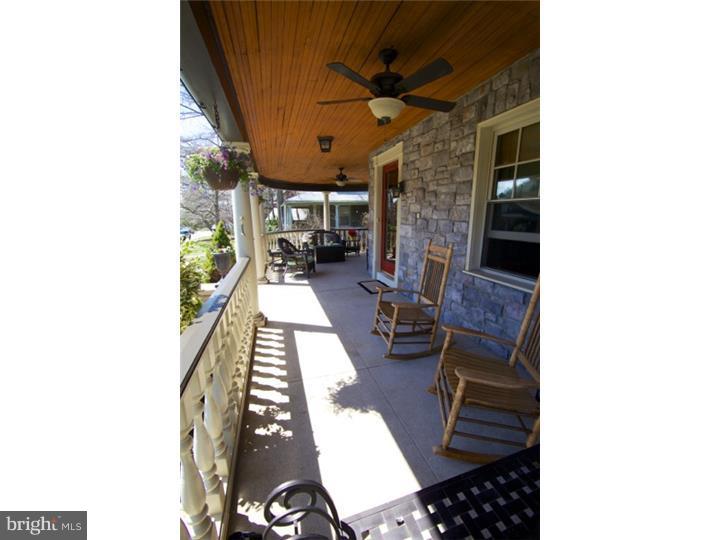 12 Tenby Road Havertown, PA 19083 - Photo 4 of 25