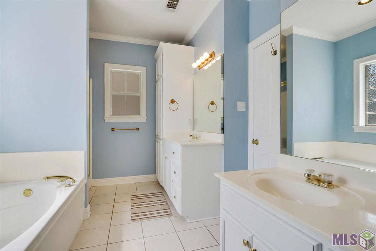 17172 Rennes Road Prairieville, LA 70769 - Photo 8 of 13 Gallery Image 8
