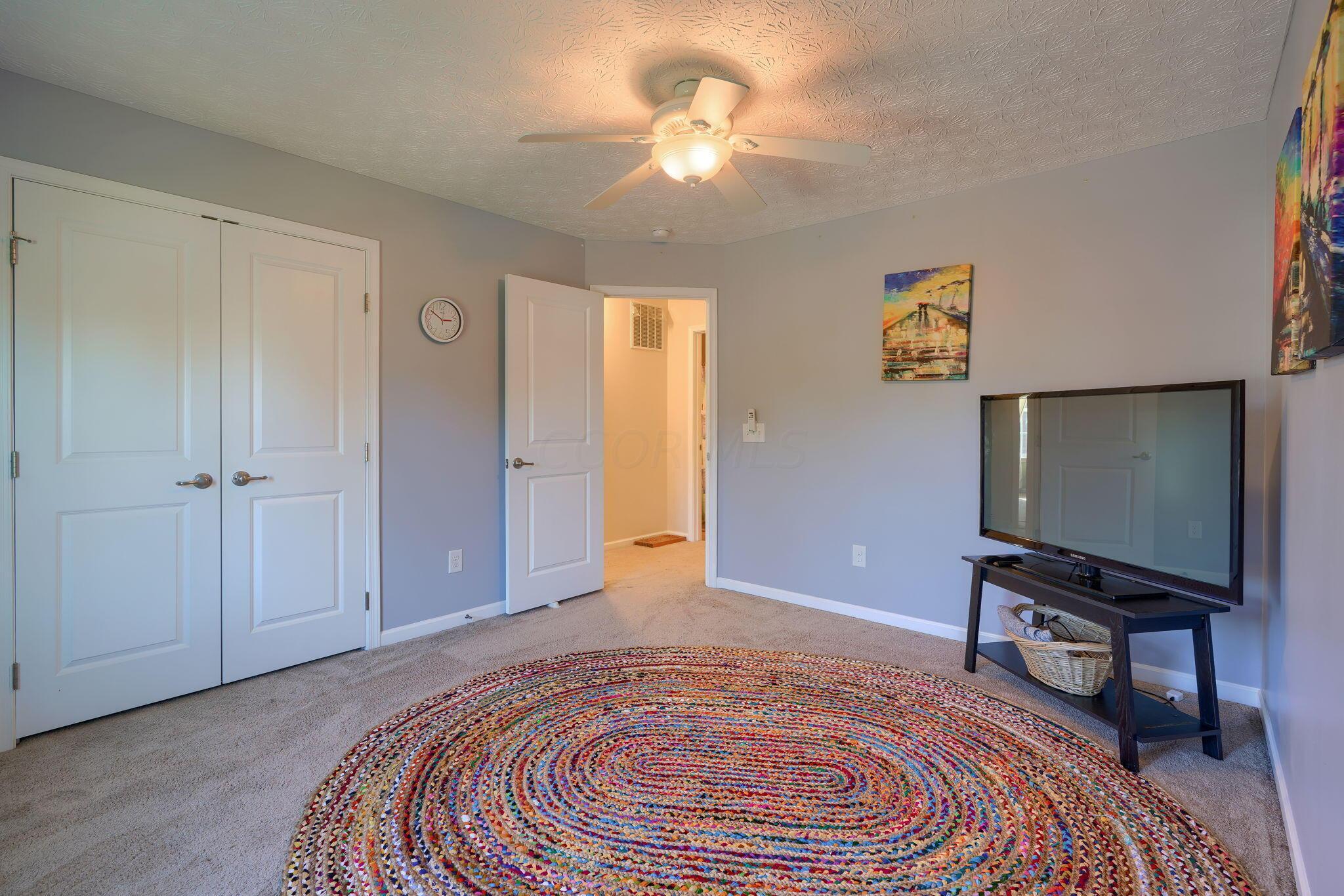 5747 Little Red Rover Street Groveport, OH 43125 - Photo 22 of 47 5747 Little Red Rover St (27)