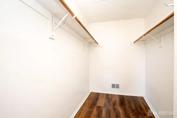 $360,000 | 17 Pembrook Avenue, North Brunswick, NJ 08902
