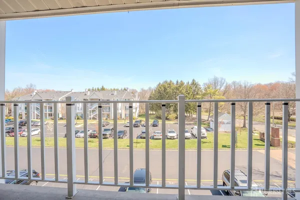 $360,000 | 17 Pembrook Avenue, North Brunswick, NJ 08902
