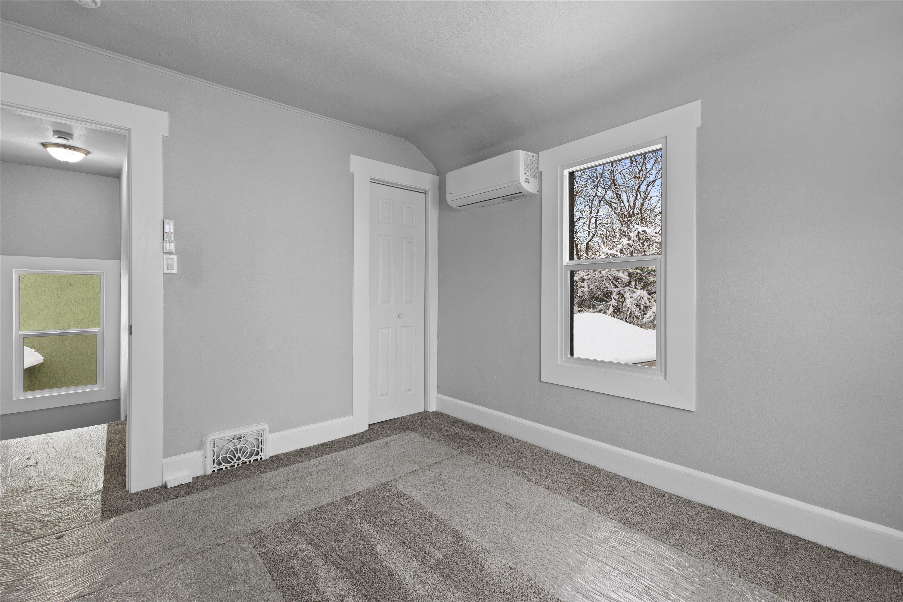 2602 West Port Sunlight Way Milwaukee, WI 53209 - Photo 19 of 44 12-IMG_8846