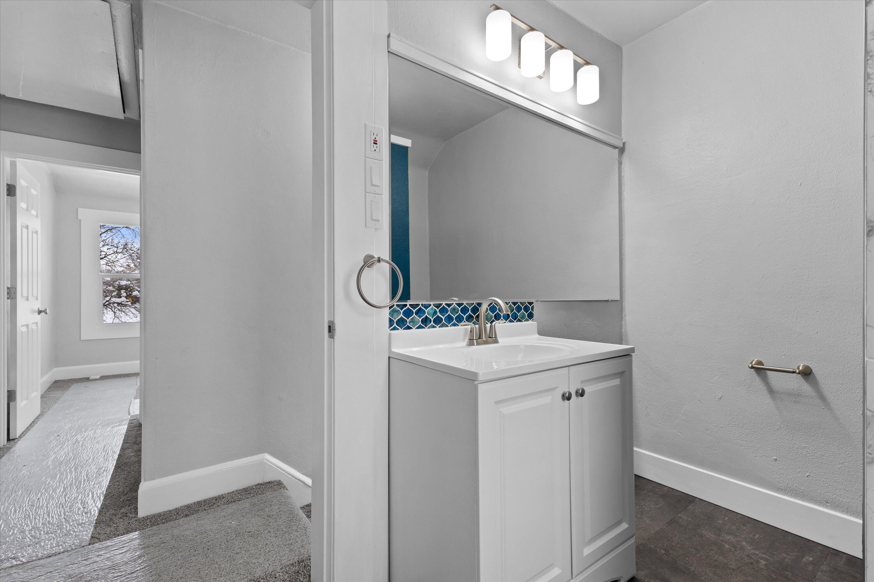 2602 West Port Sunlight Way Milwaukee, WI 53209 - Photo 27 of 44 20-IMG_8915