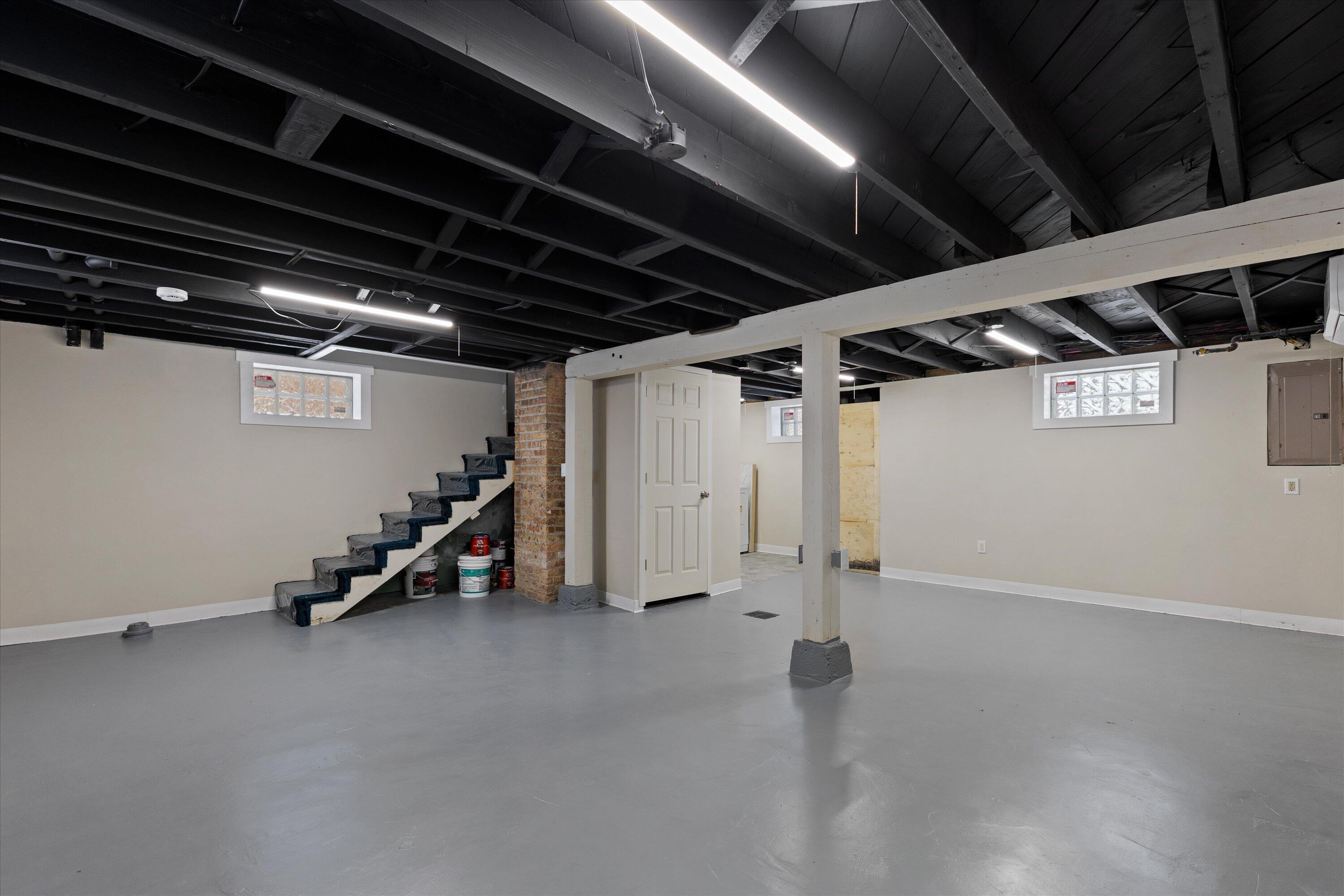 2602 West Port Sunlight Way Milwaukee, WI 53209 - Photo 29 of 44 33-IMG_9056