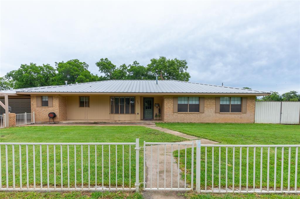 431 Kennedy Street Clyde, TX 79510 - Photo 1 of 40