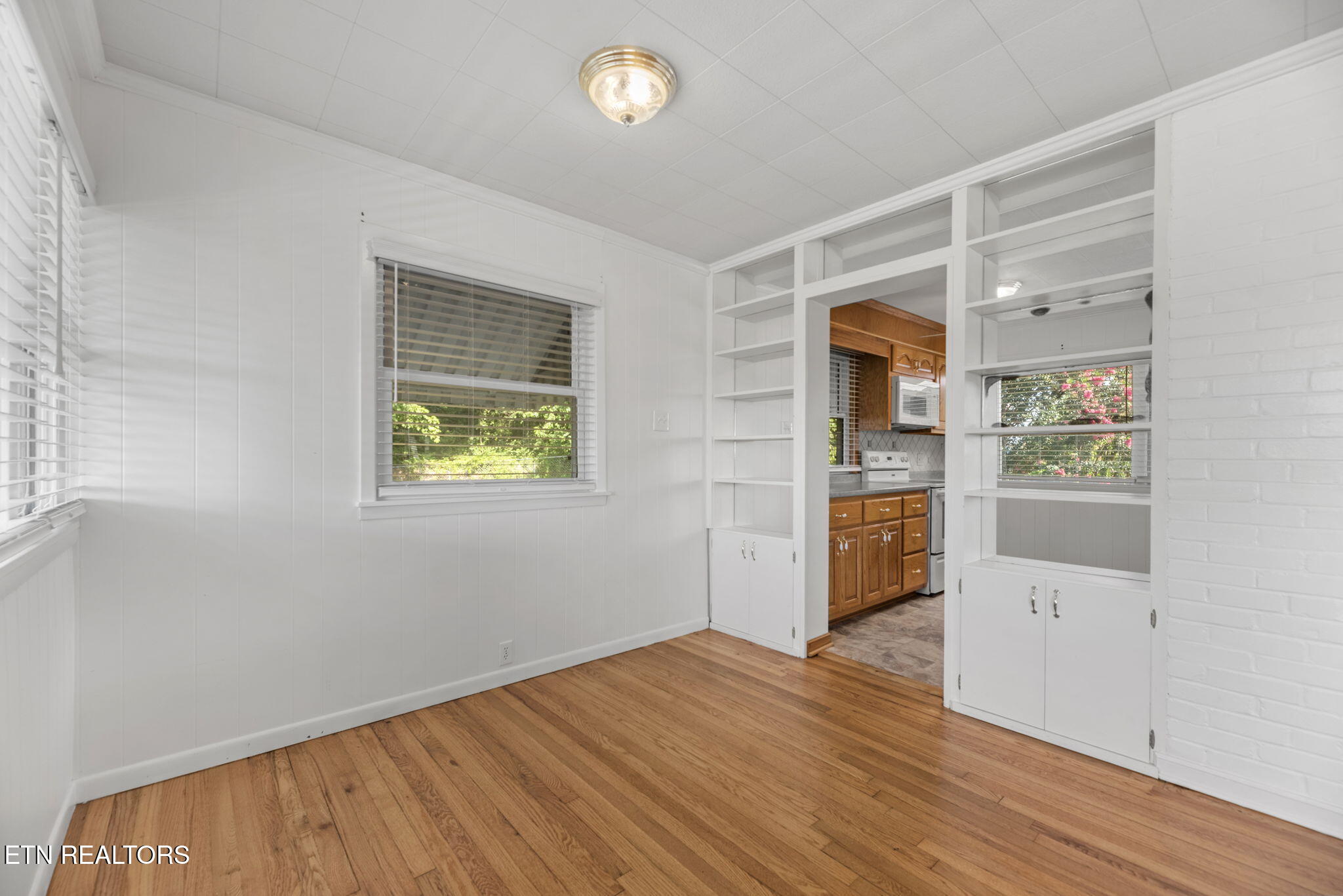 100 Upsal Road Oak Ridge, TN 37830 - Photo 6 of 28 6-web-or-mls-Upsal00 (28)