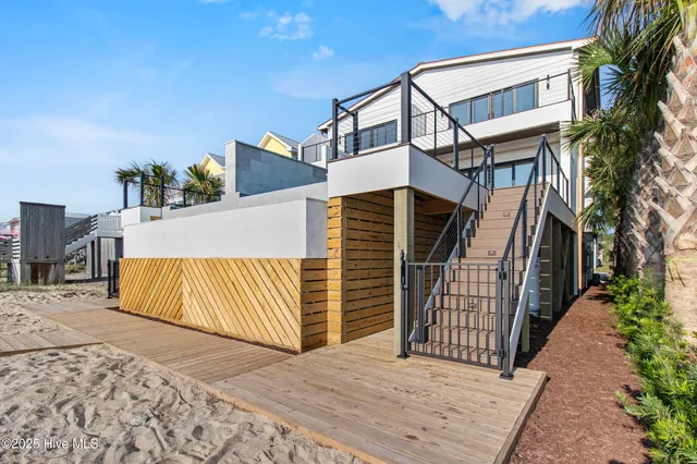 $4,500,000 | 601 Fort Fisher Boulevard South, Kure Beach, NC 28449
