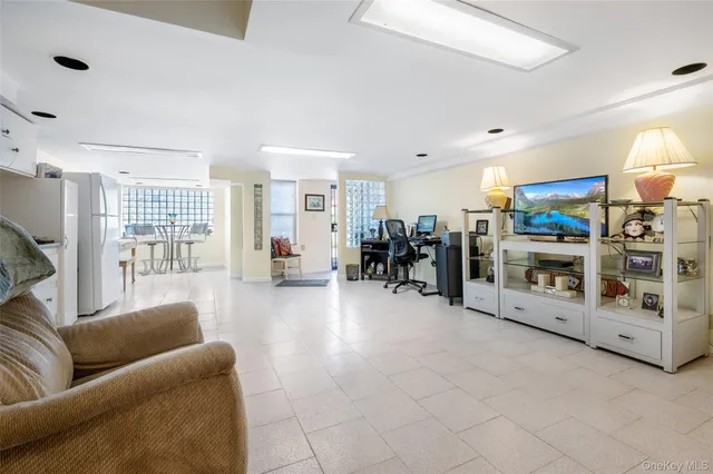 $950,000 | 64-30 83rd Place | Middle Village