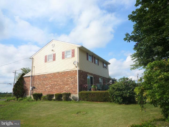642 Middle Road Hammonton, NJ 08037 - Photo 5 of 11