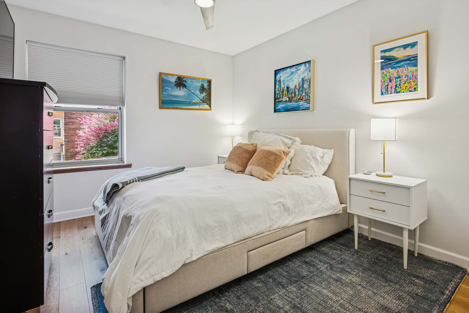 4929 North Wolcott Avenue, Unit 1A Chicago, IL 60640 - Photo 10 of 15 a bedroom with a bed and a desk