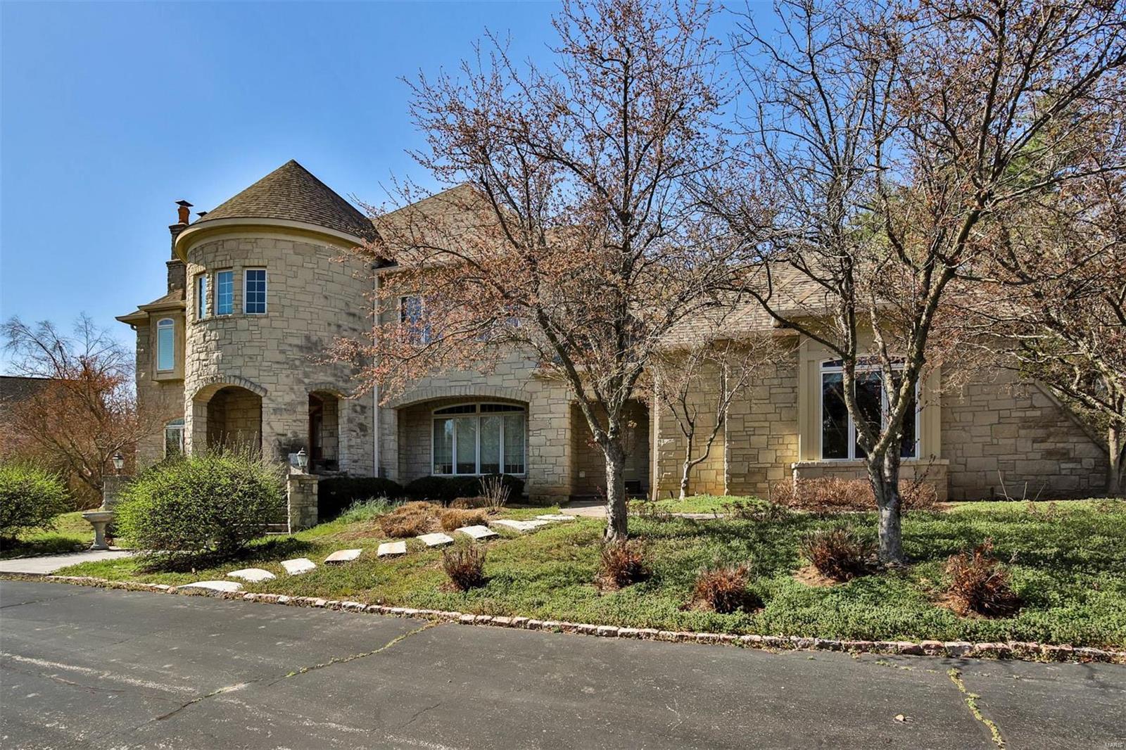 325 Conway Hill Road Town and Country, MO 63141 - Photo 1 of 88