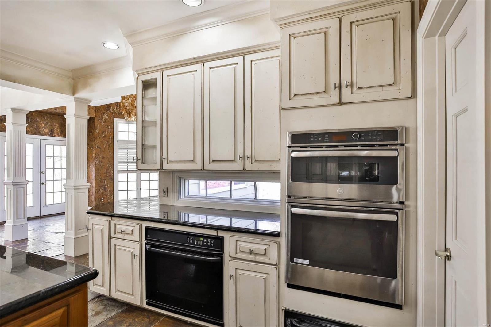 325 Conway Hill Road Town and Country, MO 63141 - Photo 22 of 88