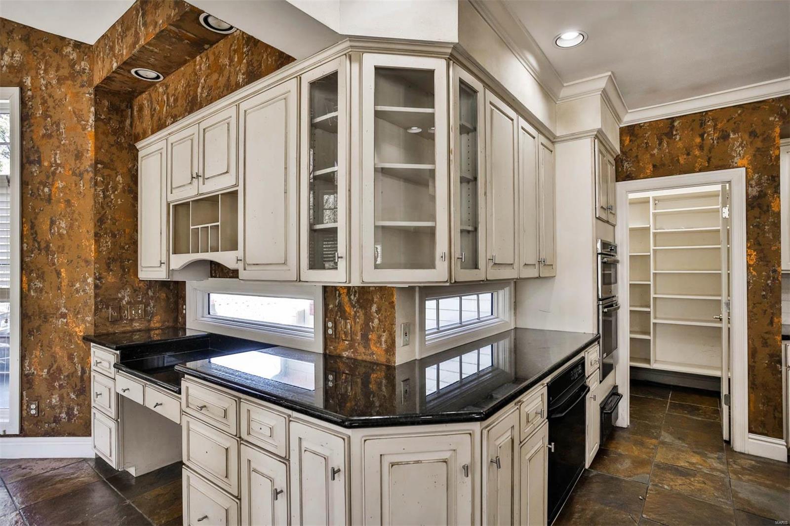 325 Conway Hill Road Town and Country, MO 63141 - Photo 25 of 88