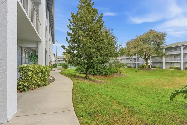 $1,190 | 139 Oyster Bay Circle, Unit 160, Altamonte Springs, FL 32701