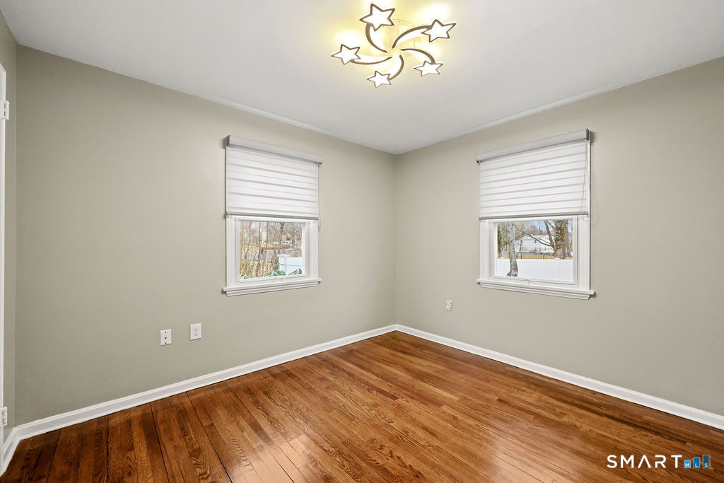 125 Twin Brook Road Hamden, CT 06514 - Photo 19 of 27