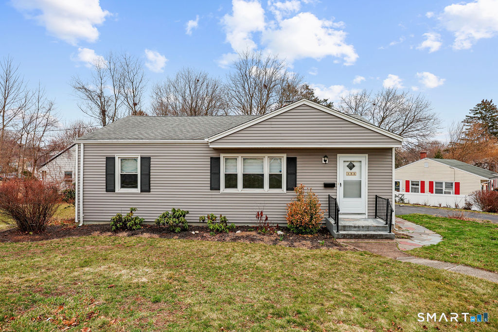 125 Twin Brook Road Hamden, CT 06514 - Photo 4 of 27